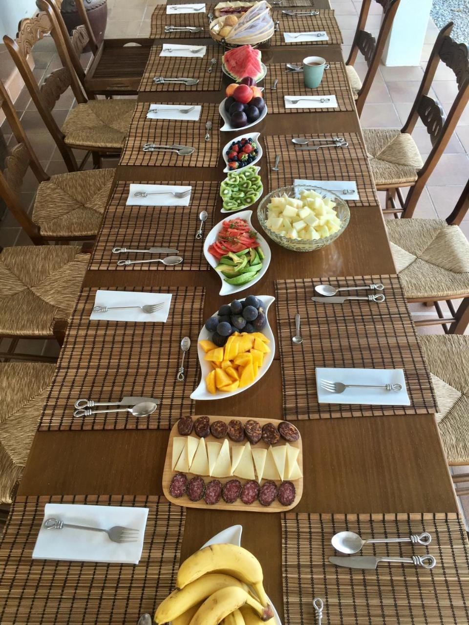 El Amparo Bed & Breakfast 4*